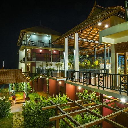 Olive Golden Ridge Resort Chinnakanal エクステリア 写真