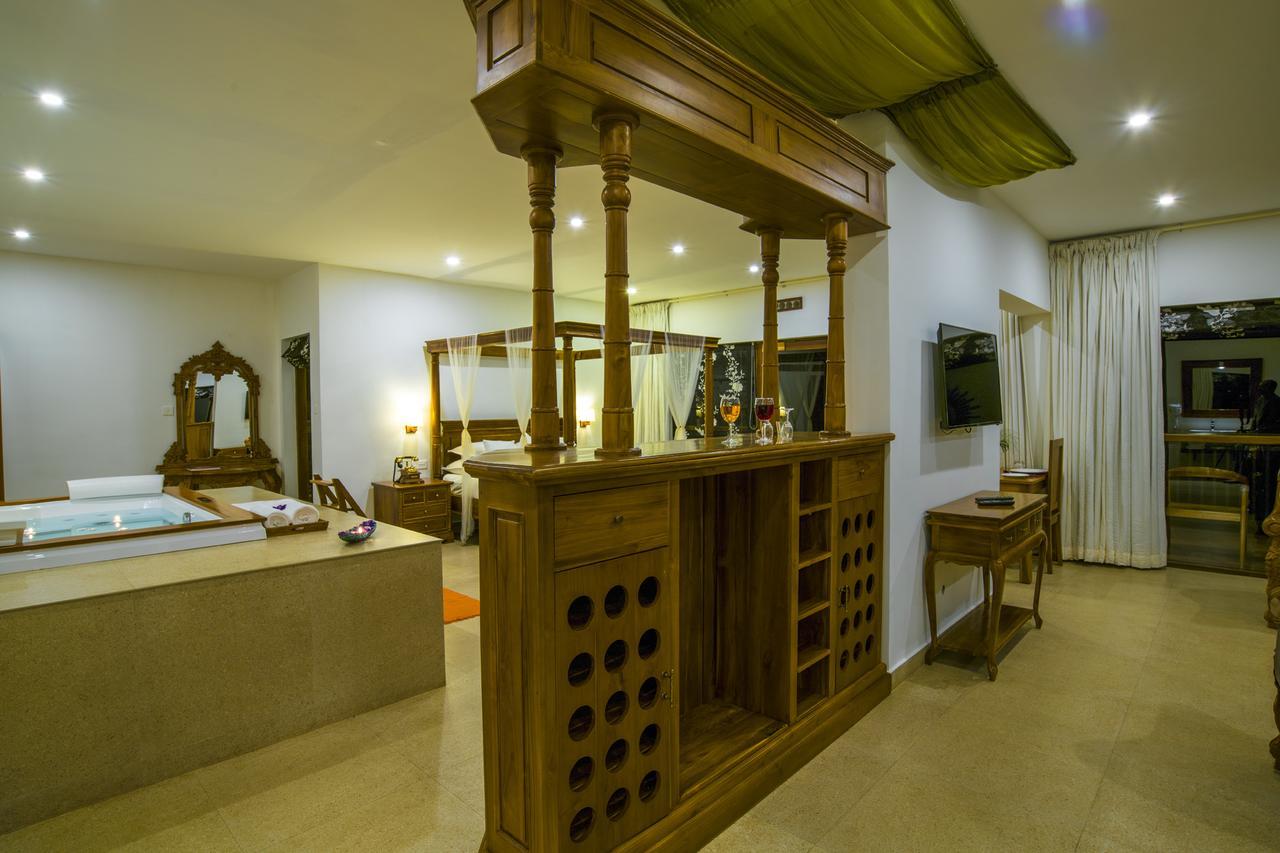 Olive Golden Ridge Resort Chinnakanal エクステリア 写真